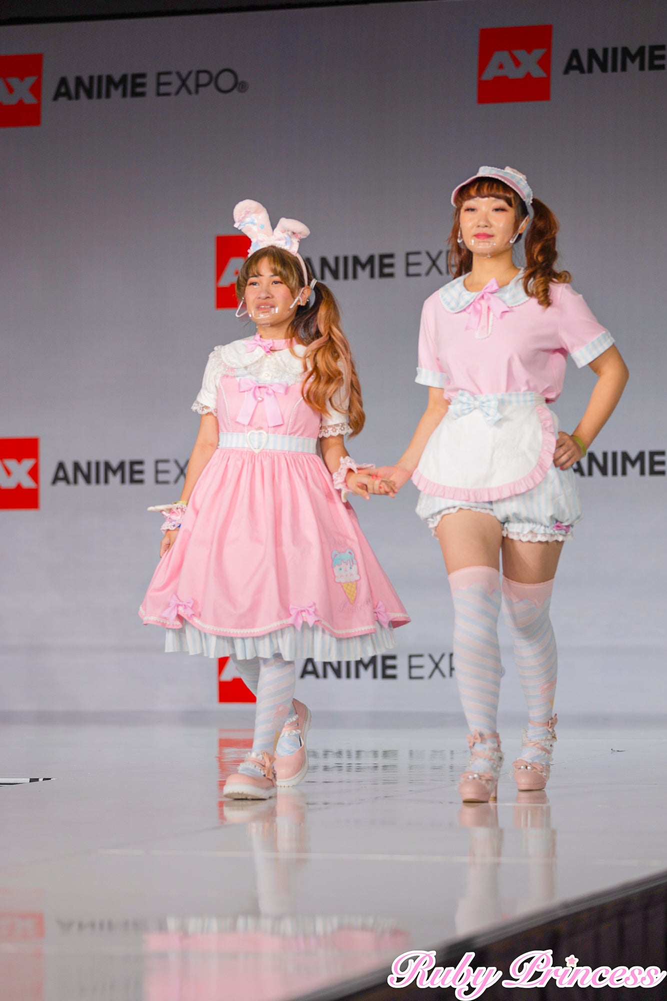 RUNWAY SAMPLE: Ruby Princess Kuma Cafe JSK set