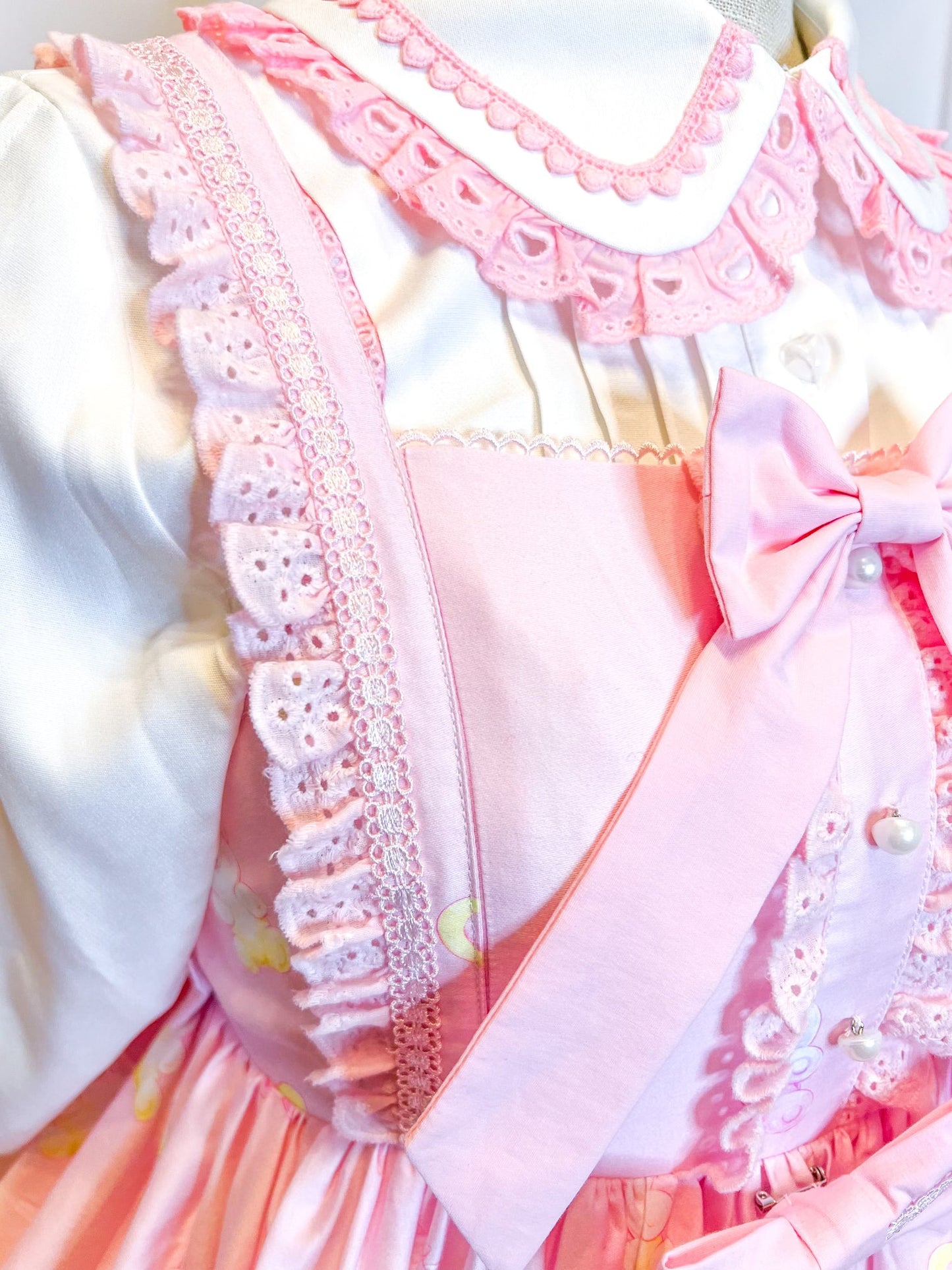 RUNWAY SAMPLE: Onegaishi Shop Gummy Sweets Surprise Special Set