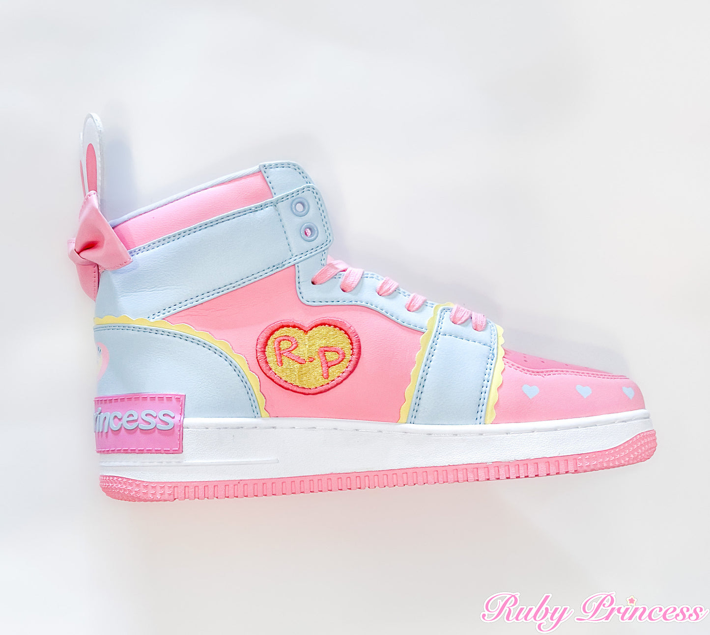 DISPLAY SAMPLE: Ruby Princess Peter Rabbit Sneakers