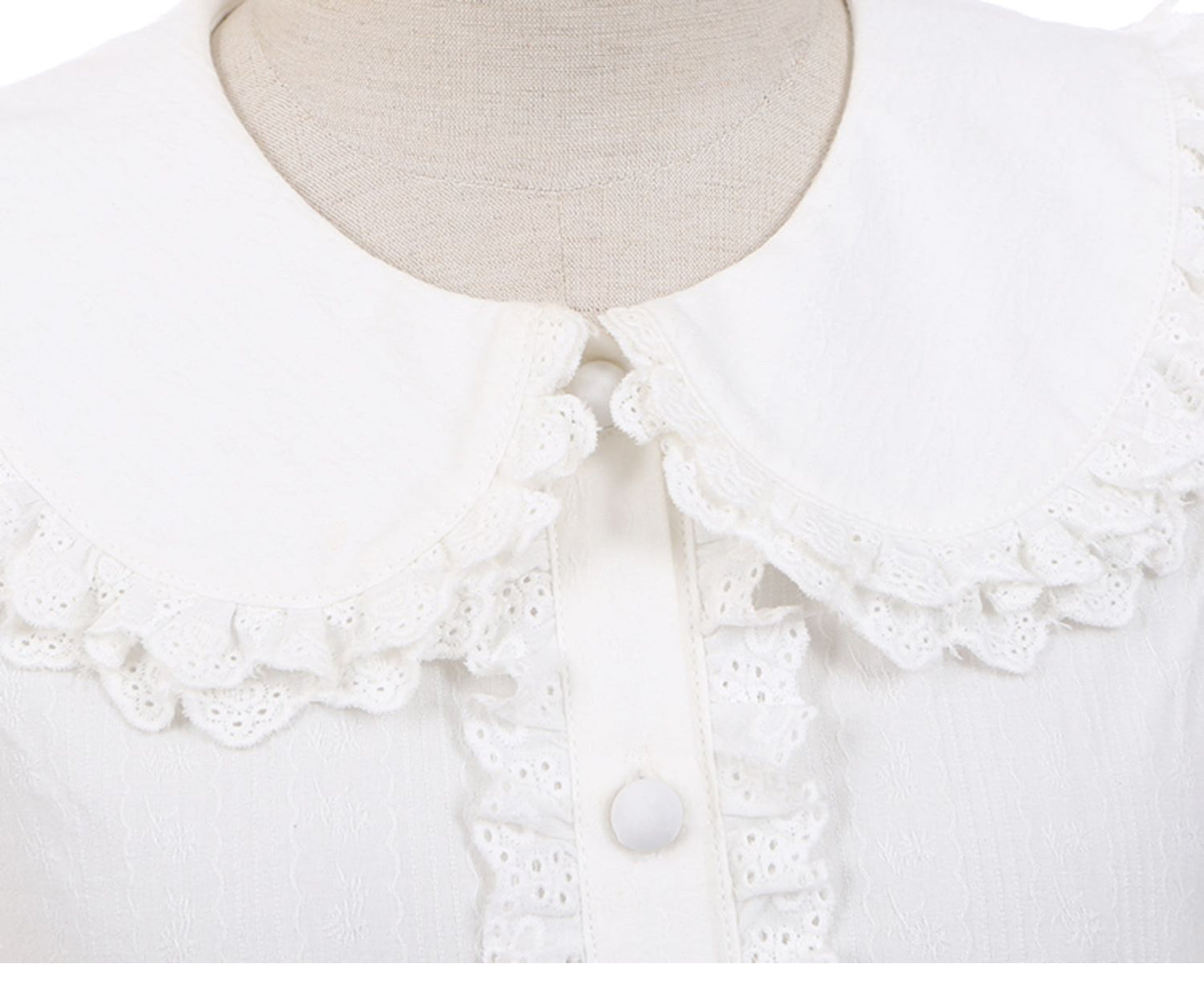 Model Sample: To Alice Sweet Cotton Blouse in White
