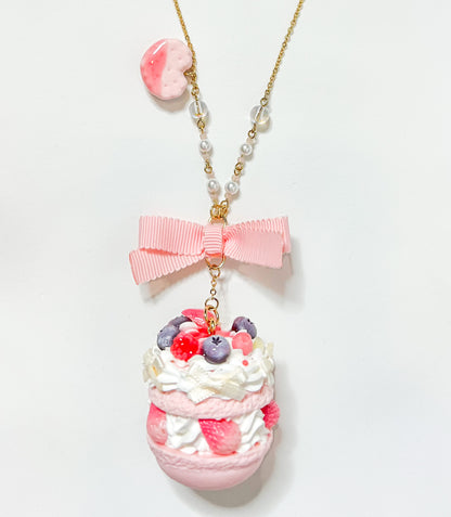 MM Sweet Cream Berries Macaron Necklace